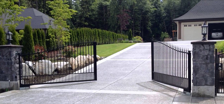 Paramount Uphill Swinging Driveway Gate Repair